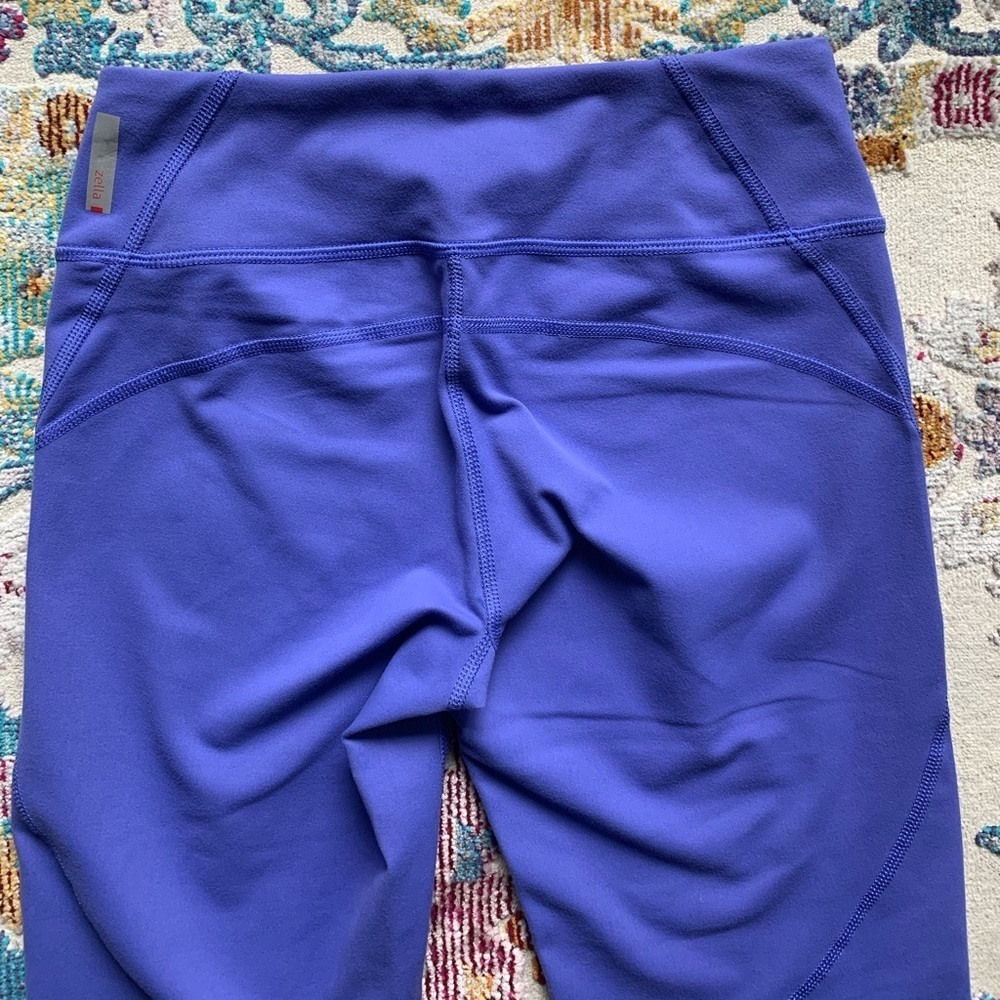 Zella Capri leggings